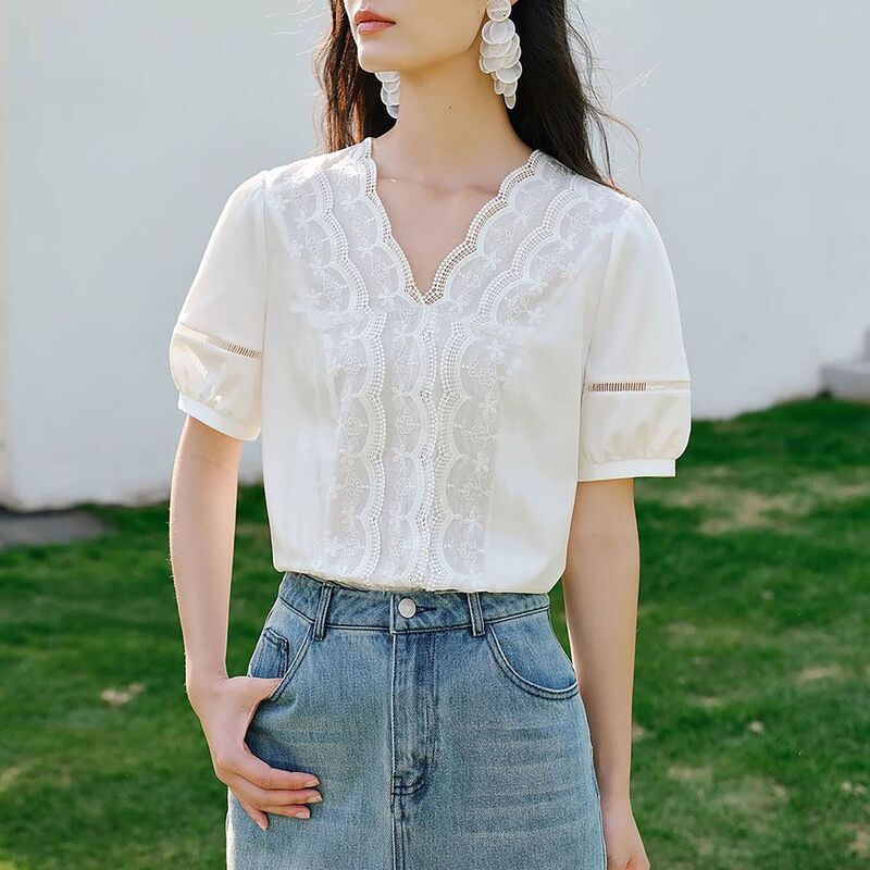 Summer French-Style Elegant White Cotton Lace Embroidered V-Neck Short-Sleeved Top 25206