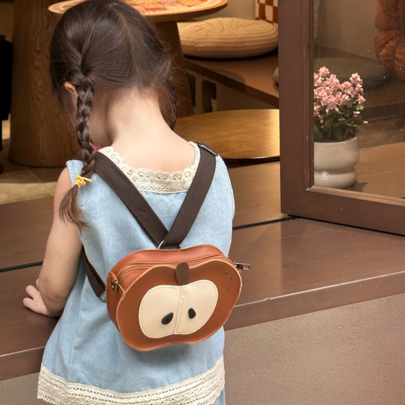 Kindergarten baby mochila mini lindo manzana forma mochila para niños y niñas nueva mochila de doble propósito para niños