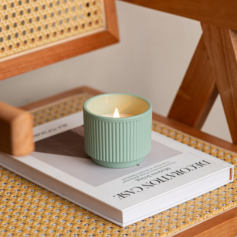 Cross-border Aromatherapy Candle Cup Ceramic Candlestick Aromatherapy Furnace Wedding Holiday Celebration Atmosphere Sandalwood Aromatherapy Lamp