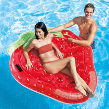 跨境新款水上充气巨型草莓浮排成人儿童加厚PVC充气草莓水果浮排