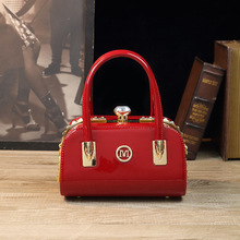 简约手提新娘包2025新款洋气质感亮皮女土大容量休闲单肩斜跨包