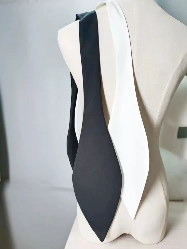 White false collar, bow tie, black accessory, Korean style