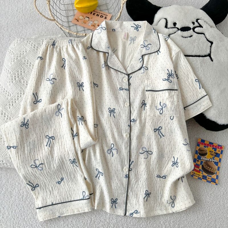 Al por mayor transfronterizo verano nubes pijamas de algodón de mangas cortas pantalones cardigan con solapa ropa de hogar lindos dibujos animados se pueden usar fuera
