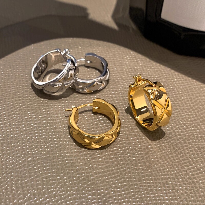 18K真金电镀小香风菱格纹耳环女轻奢小众高级感简约气质耳扣耳钉|undefined