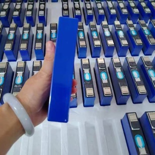 ���r�������F�늳�3.2V����w�������ܴ�����܇��늳���о