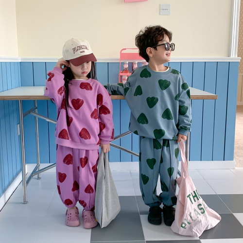 Children's Suit 2024 Spring Korean Style Round Neck Sweatshirt and Pants Two-piece Set for Boys and Girls Children's Love Print Set