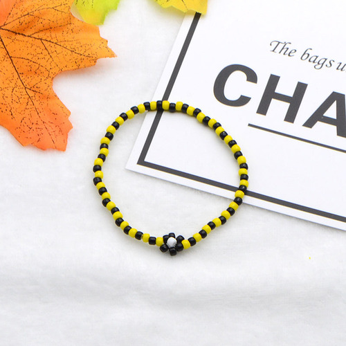 Japanese and Korean Dongdaemun Hyoja Wind Vitality Girl Bracelet Daisies Chain Ins Bead Small Flower Flower Chain
