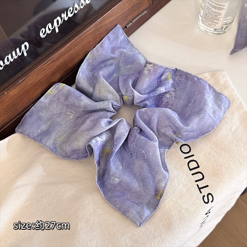 보라색 스카프 머리끈