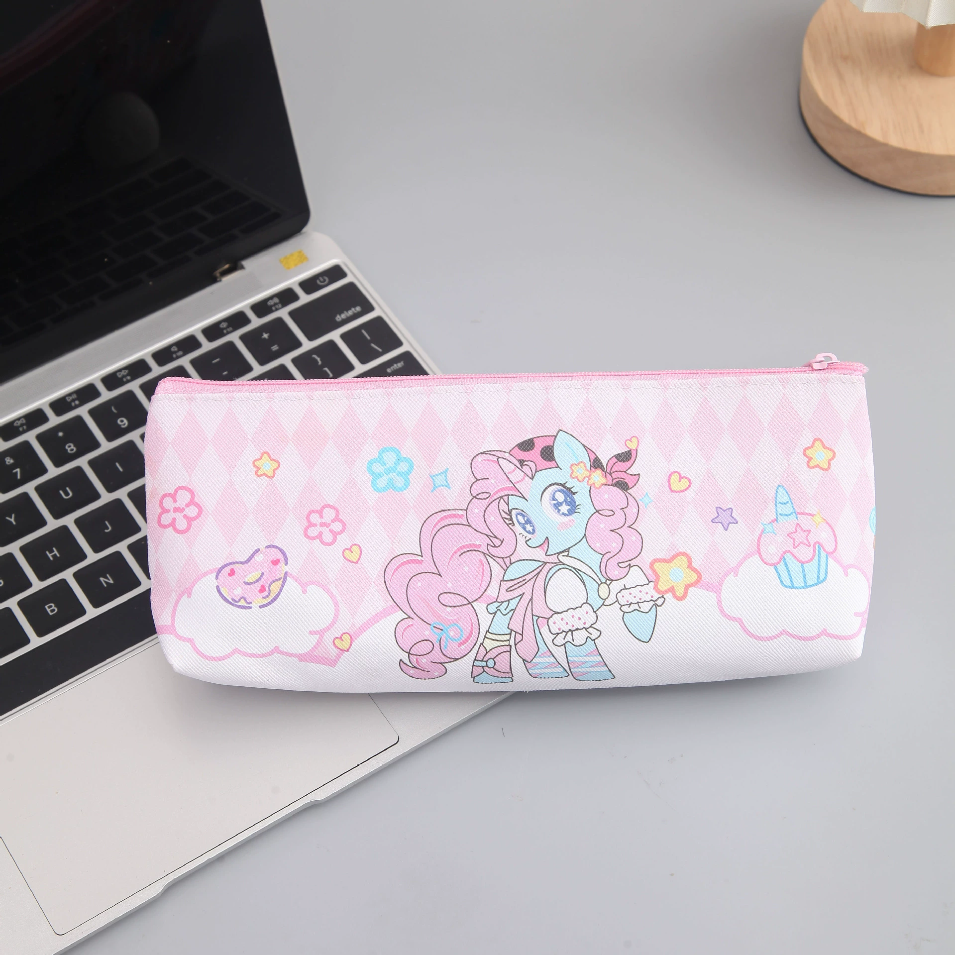 Pencil Case, Polyurethane Cartoon Pony, School Storage for Elementary Students, 3 Colors