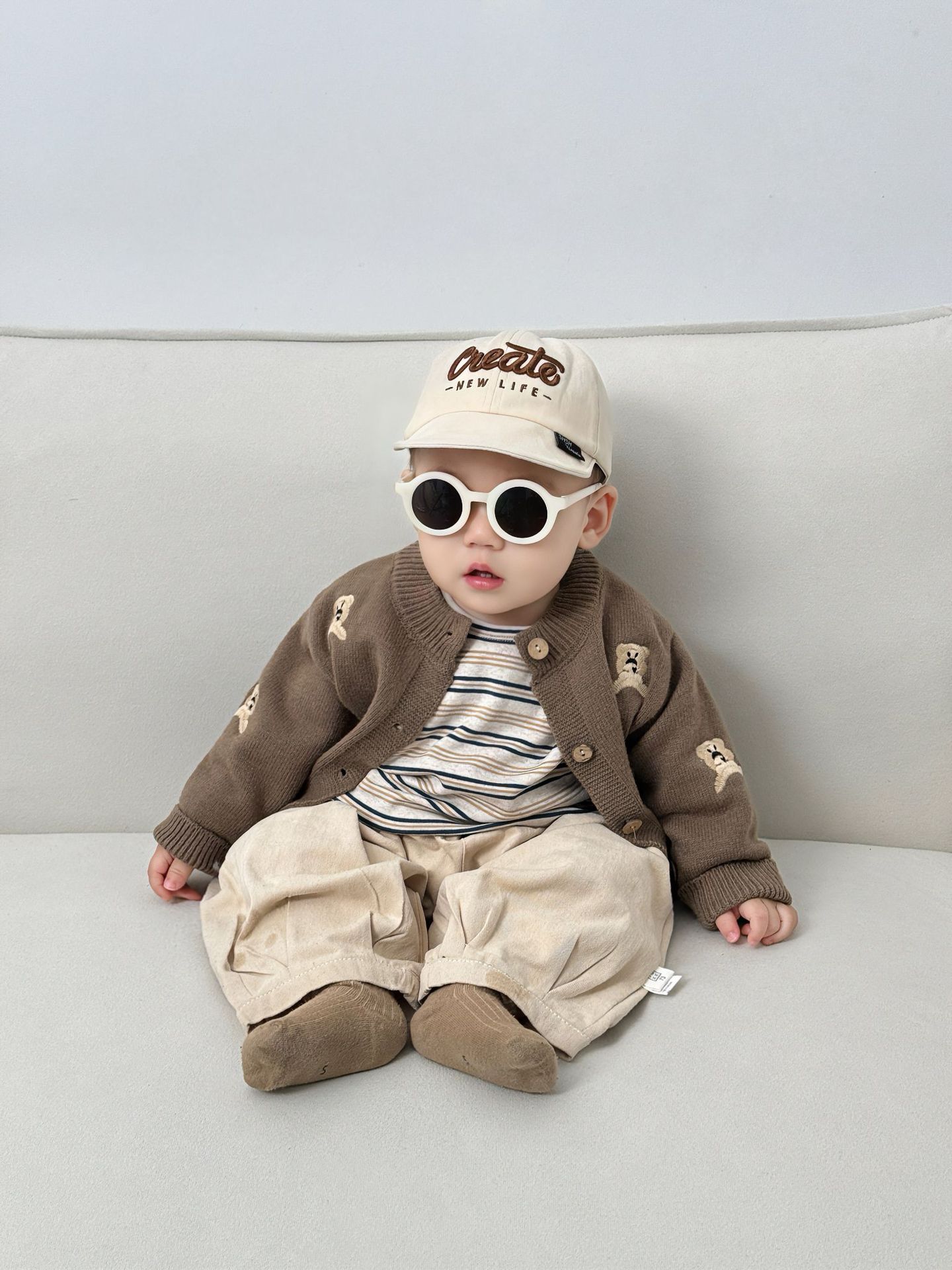 Knitted sweater for men and women, children's spring cartoon cardigan, Korean style, with little bears 2
