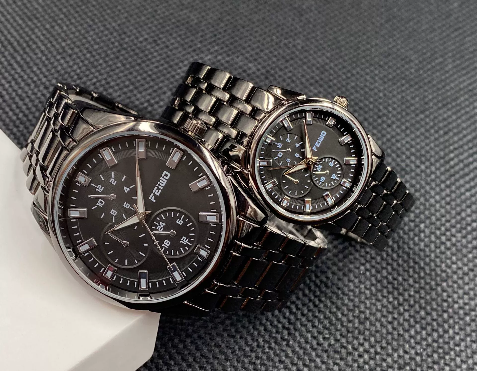 Universal waterproof calendar, fashionable mechanical quartz watches