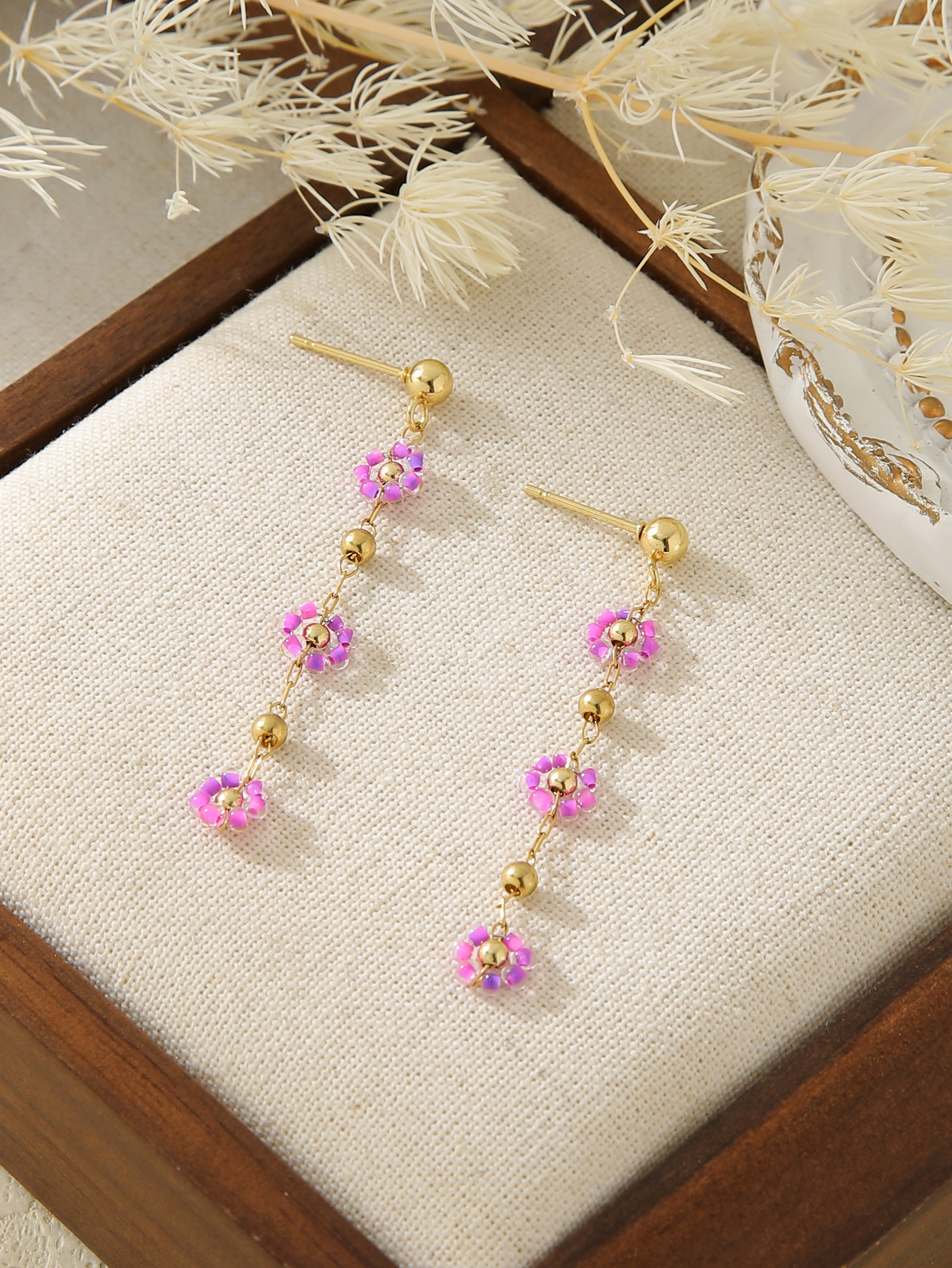 304 Stainless Steel Material Flower, Daisy Pattern 1 Pair Modern Style Classic Style Flower Daisy 304 Stainless Steel Stainless Steel Earrings