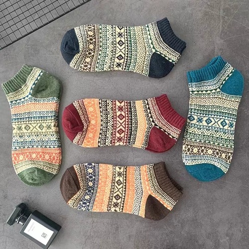 Socks men's short socks thickened retro style men's socks boat socks sweat-absorbing and odor-proof four seasons ethnic style low waist short socks