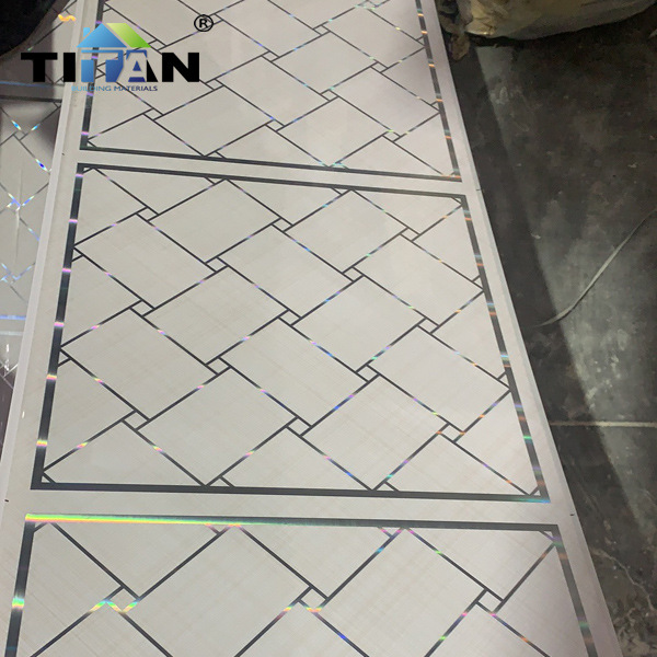 [Modelo más vendido] Techo de refuerzo de PVC 6mm * 25cm Película de transferencia plana Techo de acabado integrado