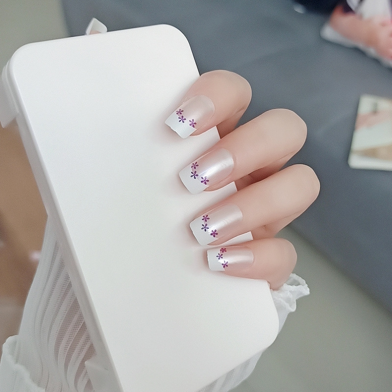 Fresco rosa blanco parche de manicura de moda flor púrpura decorado exquisito desgaste de uñas de venta caliente transfronteriza dulce ambiente manicura