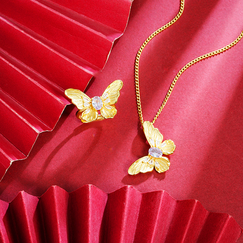 Nuevo anillo de oro antiguo chino de lujo ligero de textura de diamante collar de mariposa diseño conjunto de joyería no se desvanece