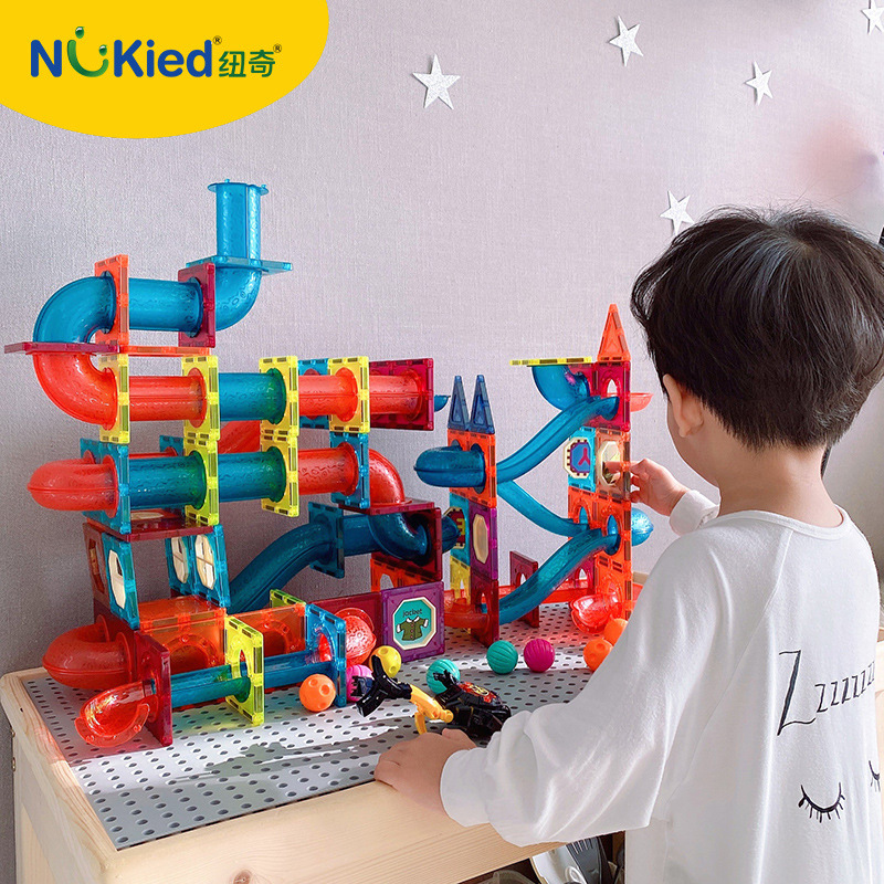 纽奇磁力片积木玩具儿童益智自由拼搭造型磁铁玩具彩窗管道磁力贴