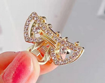 6077 orejas de gato de diamantes de imitación