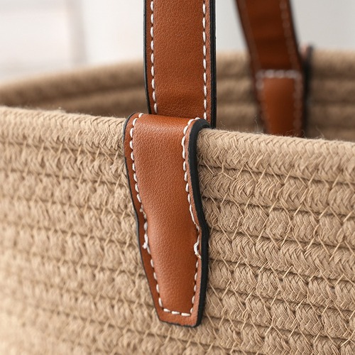 Hand-woven large-capacity underarm tote bag for beach vacation, commuting tote bag