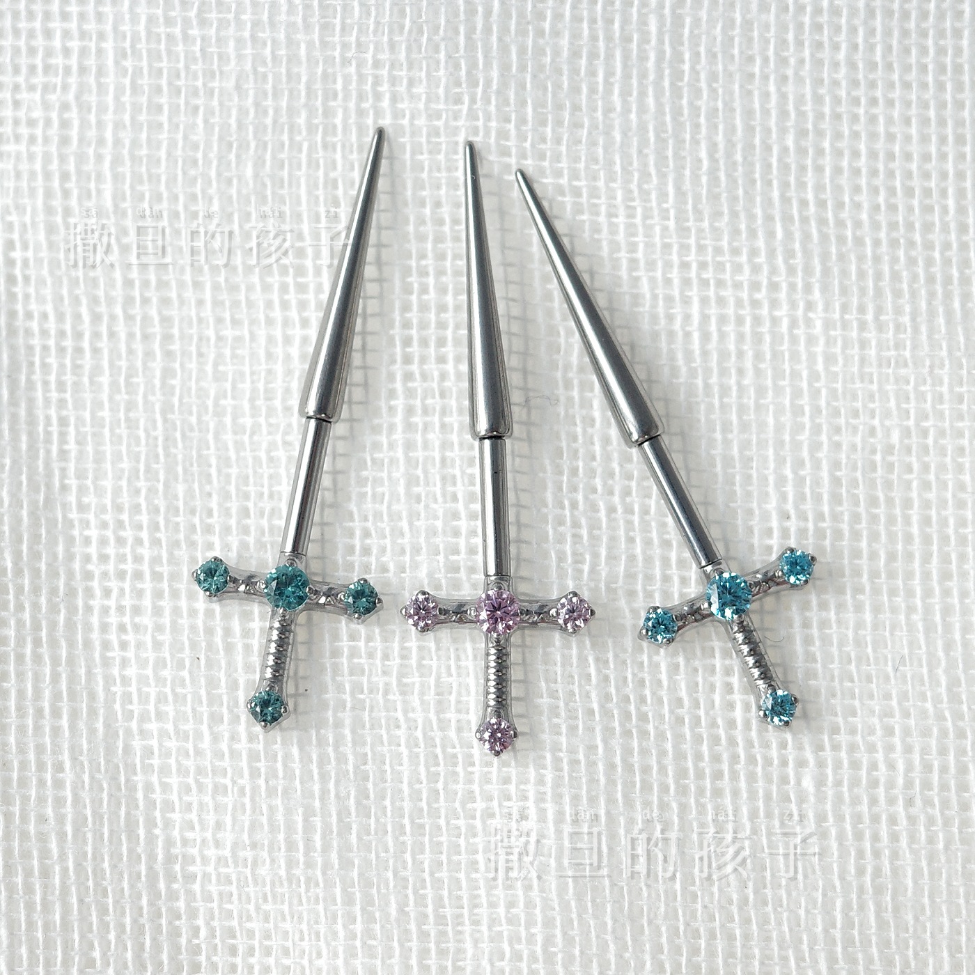 Labret stud lip piercing jewelry styling detail