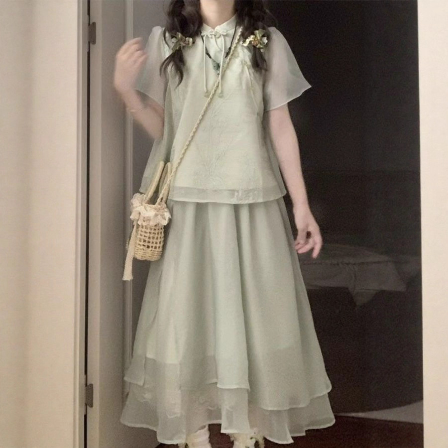 New Chinese Style Zen-Inspired Improved Cheongsam Hanfu Button-Up Top + Bamboo Green High-Waisted Skirt Two-Piece Set