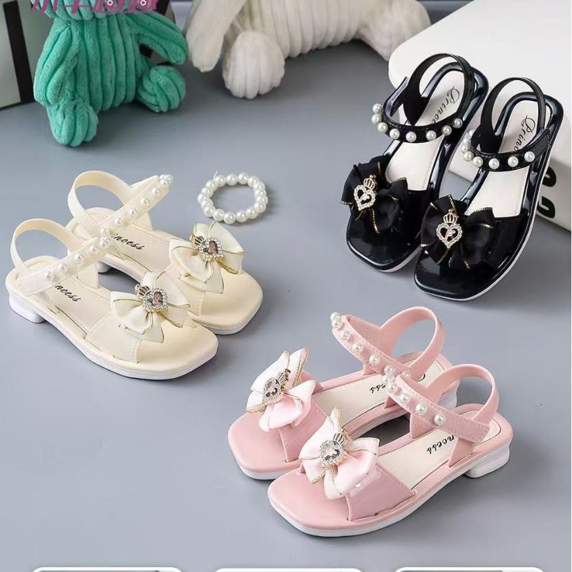 Girls' Sandals New Style Cute Princess Shoes Soft Sole Fashion Versatile College Style Summer Children's Beach Wholesale