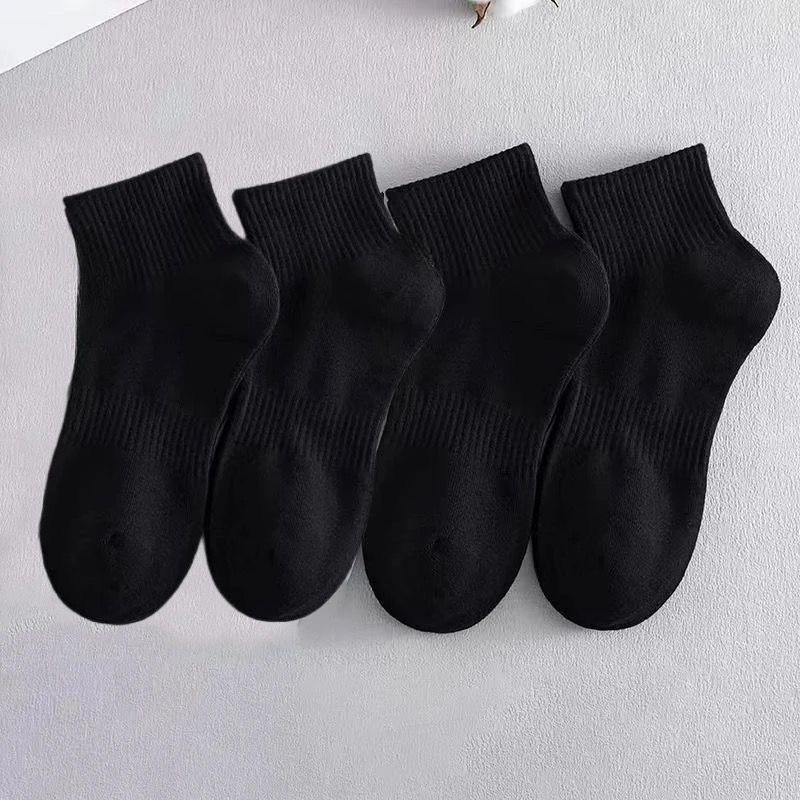 靴下の男性の船の靴下の四季の綿の靴下は汗を吸います。