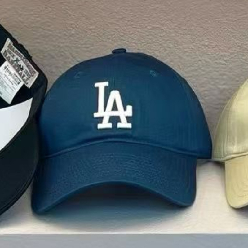2025 新しい野球帽韓国 MLB 帽子ニューヨークヤンキーズ男性と女性のソフトトップ小さなラベル LA ピークキャップトレンディなブランド|undefined
