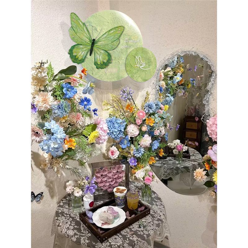 ネット赤カード蝶背造景配置装飾コーヒーミルク茶花店の壁面写真撮影区の雰囲気装飾品|undefined