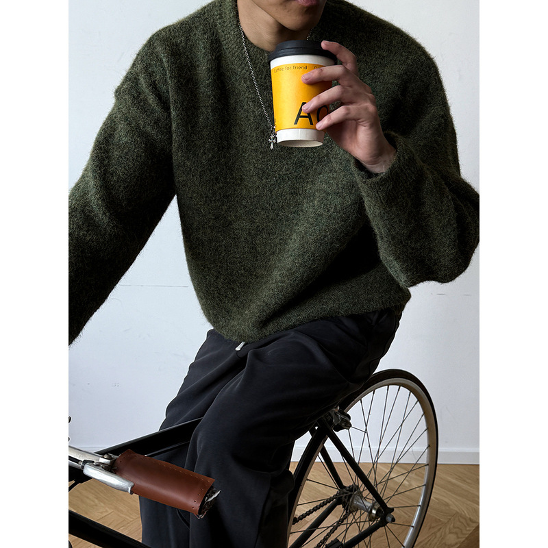 [Six Colors Available] Autumn and Winter Alpaca Basic Round Neck Sweater for Men, Thickeneded Warm Loose Knitted Jacket