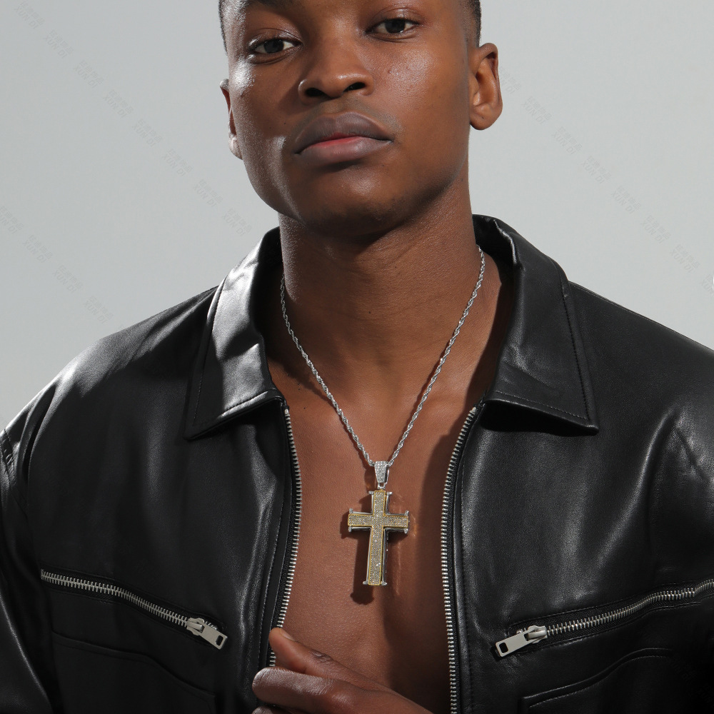 New hip-hop pendant full of diamonds, two tone large cross, niche Cuban chain accessory_voghion.com