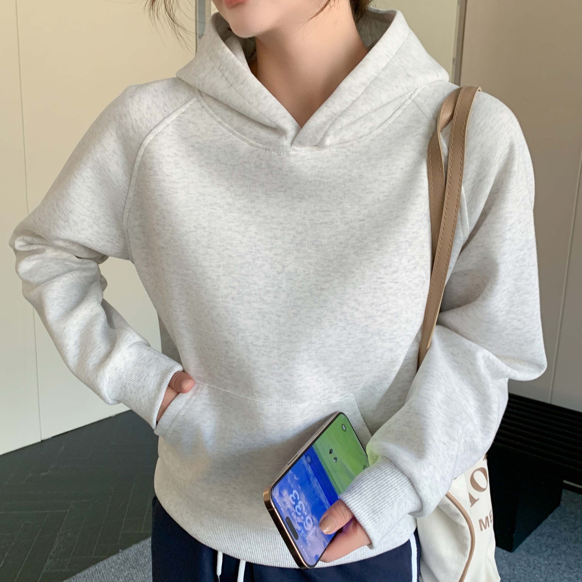 K1202套头连帽卫衣女秋冬加厚正肩休闲纯色宽松显瘦百搭长袖上衣