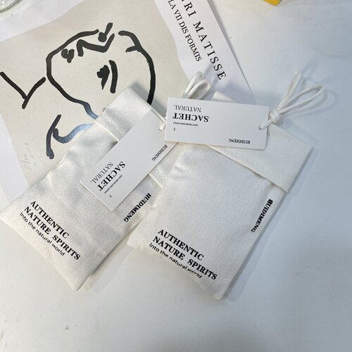 Wardrobe car aromatherapy wardrobe sachet home car bedroom long-lasting fragrance ornaments fragrance bag deodorizing sachet