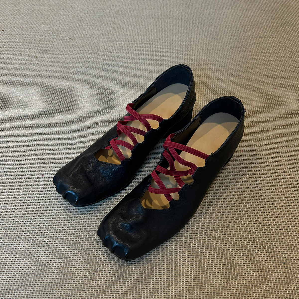 Sheepskin Version ~ Retro Niche Cross Strap Single Shoes Pleated Genuine Leather Square Head Pig Nose Shallow Mouth Ballet Shoes for Women