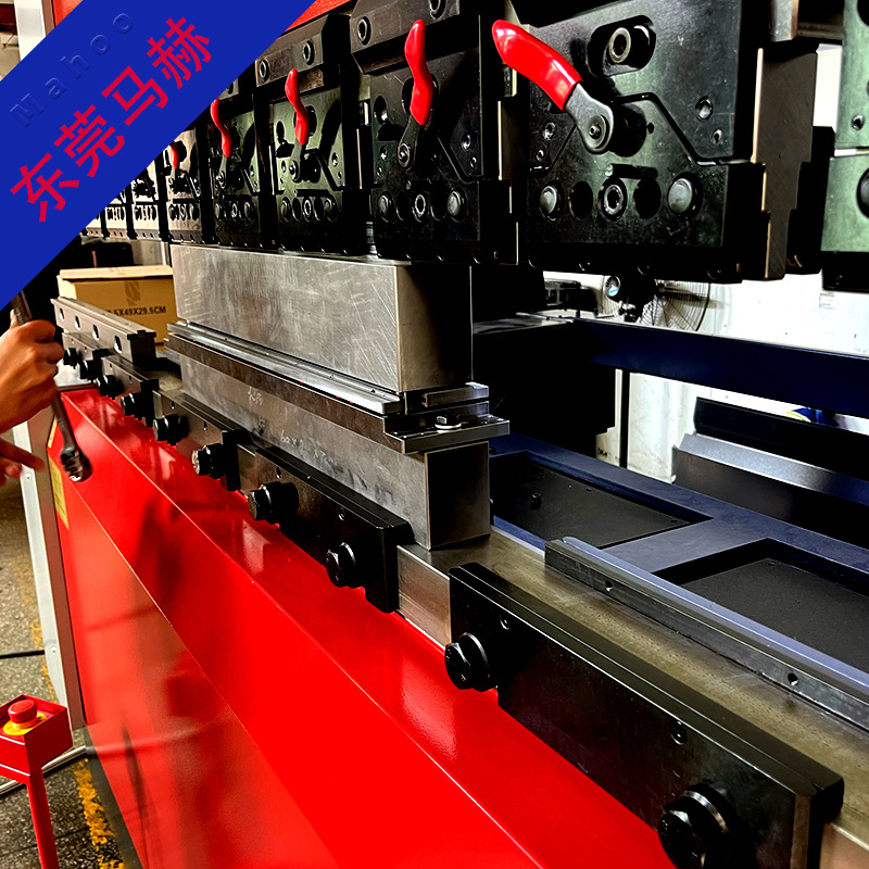 东莞马赫数控折弯机成型模具特殊加强筋模具大型凸包折弯模具
