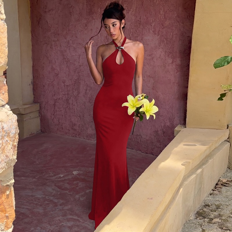 European And American Women's Clothing 2026 Summer New Metal Buckle Neck Strap Slim And Thin Spice Girl Dress_ecoleips.com