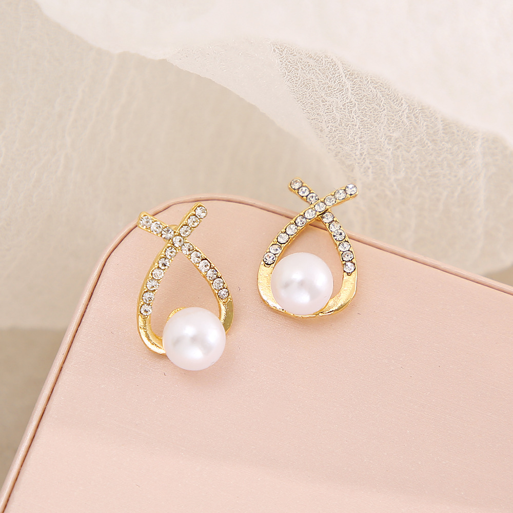 1 Pair Fashion Round Inlay Alloy Artificial Pearls Artificial Diamond Ear Studs display picture 5