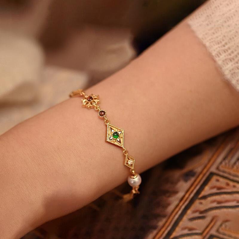 Monet's Garden Design S925 Multi-Gemstone Vintage French Style High-End Gold Bracelet with a Luxurious, Fresh, and Sweet Aesthetic Monet's Garden Design S925 Multi-Gemstone Vintage French Style High-End Gold Bracelet with a Luxurious, Fresh, and Sweet Aesthetic
