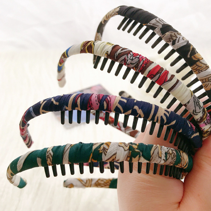 Banda de pelo de estilo coreano al por mayor Peine del pelo accesorios para el cabello lavado de la cara presionando diadema dentada antideslizante horquilla elegante dulce Internet celebridad banda de pelo