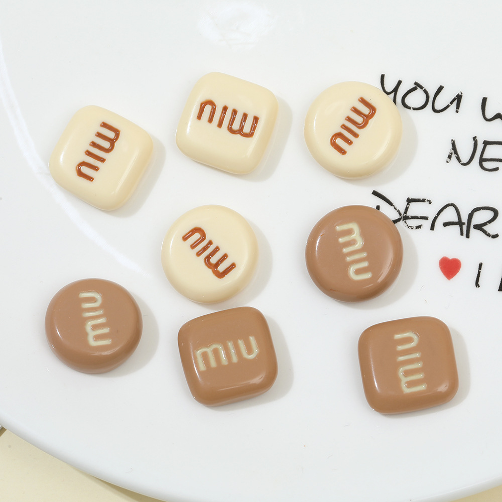 Suministro directo de fábrica serie de café de arroz carta frijol accesorios de resina DIY crema pegamento accesorios para el cabello papelería agujero zapatos y otros al por mayor