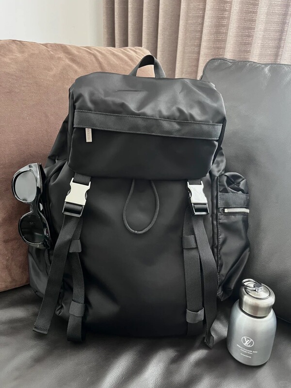 LULU双肩包多功能户外登山包25L高品质大容量电脑书包运动休闲包|undefined