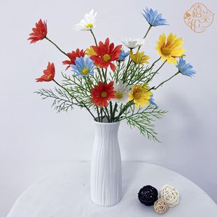 СҰ��С�r�շ��滨�Ҿ�С���º��s�b�Ͱ���ɫ�߼��zӰ����