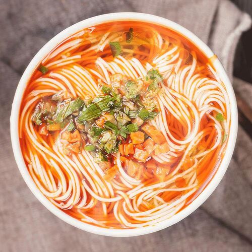 Yu Liuxiang 138g Packaged Lanzhou Beef Noodles – Non-Fried, No-Boil Instant & Convenient Noodles – Wholesale with Drop Shipping