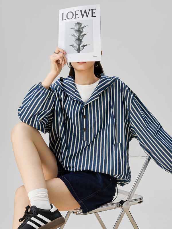 早秋季巨好看的复古撞色格子条纹下摆抽绳长袖连帽外套女2025新款|undefined