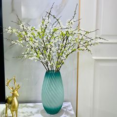 高品質の造花、造花、小さな新鮮な花束、卸売リビングルームの装飾品、結婚式の造園小道具、模擬雪柳の花