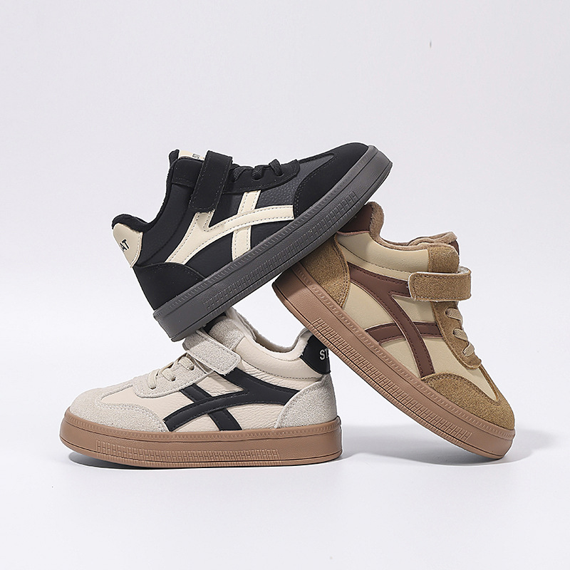 Zapatos deportivos para niños otoño y invierno 2025 nuevos zapatos de algodón de niñas zapatos casuales de niños con suela suave zapatos de correr para niños