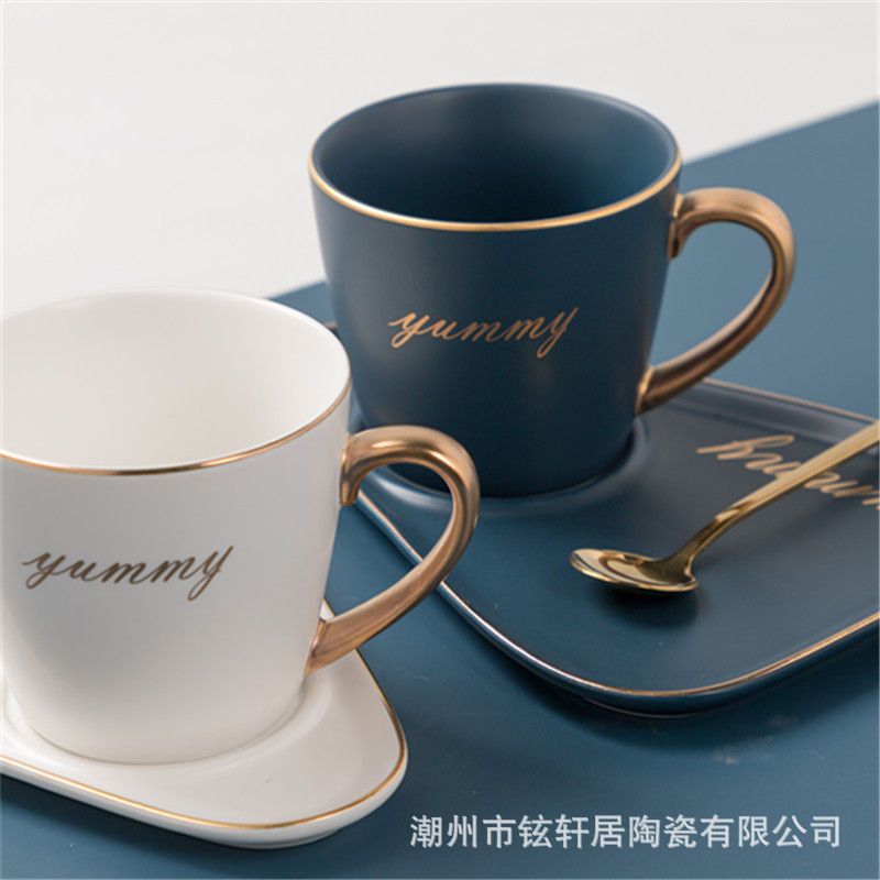 Nórdico creativo taza de café y platillo con cuchara traje luz lujo desayuno postre té la tarde noble regalo LOGO caja