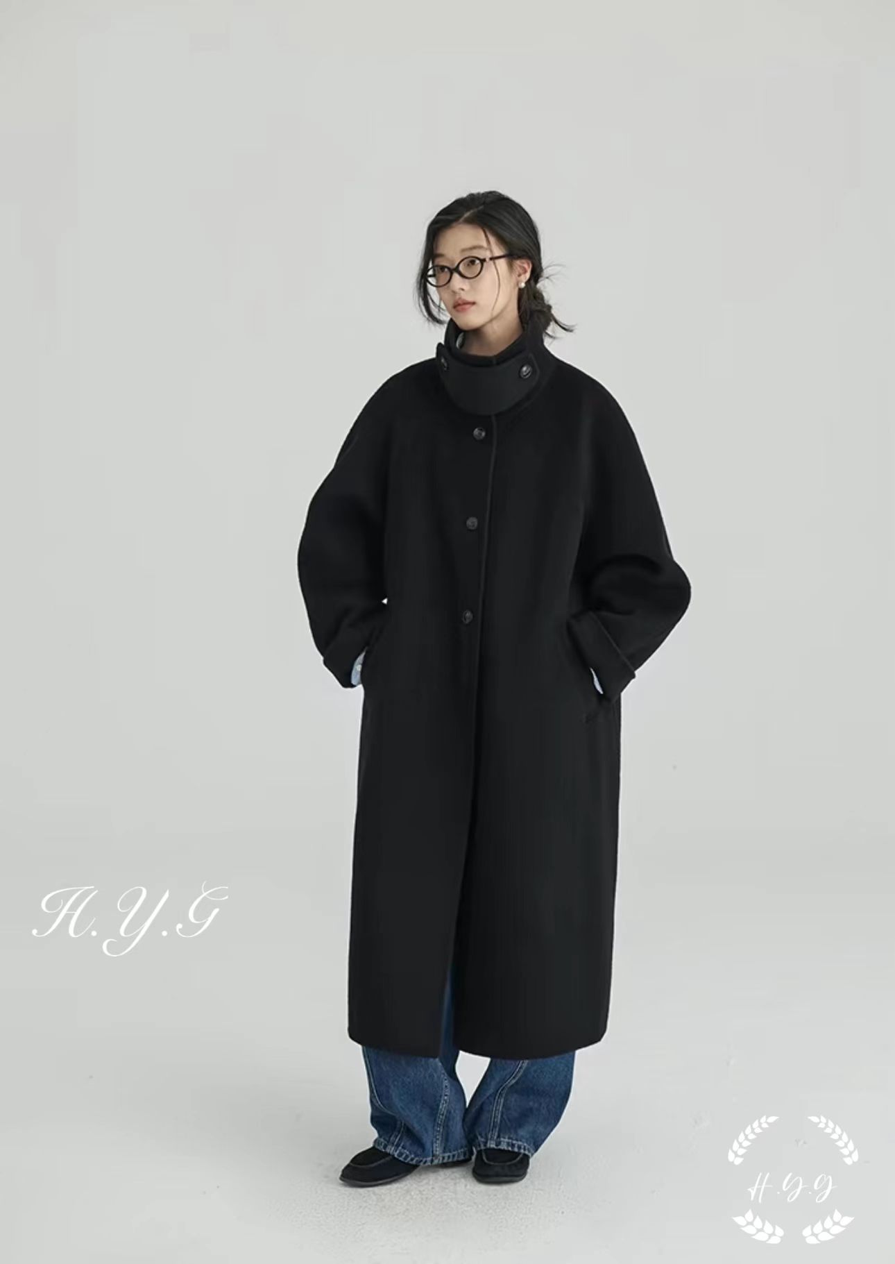 진한 검정색