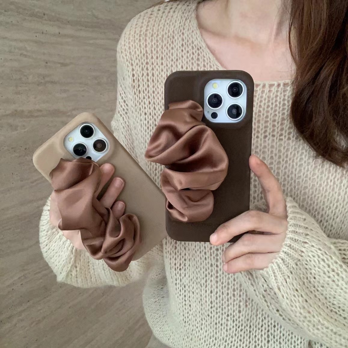 Pulsera simple de bufanda de cuero de color sólido para iphone14 Apple 16PROAX funda para teléfono móvil 15P mujer 13 nuevo