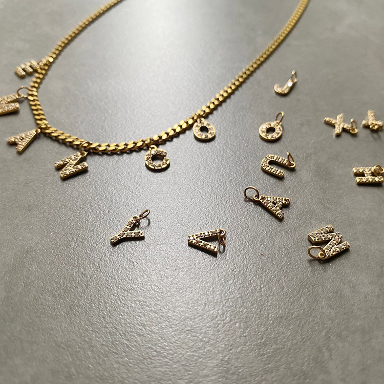 Women's Gender Plating, Inlay Design Titanium Steel Simple Style Shiny Plating Inlay Letter Pendant Necklace